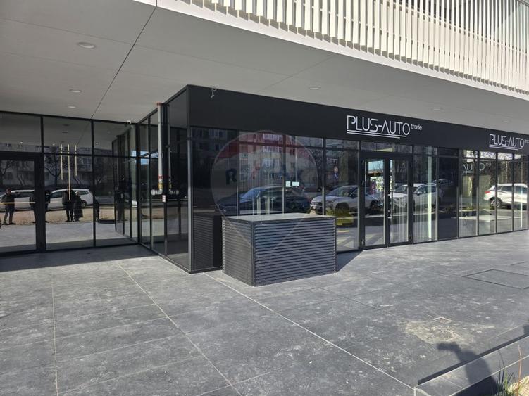 Apartament de lux, cu loc de parcare, langa Universitate