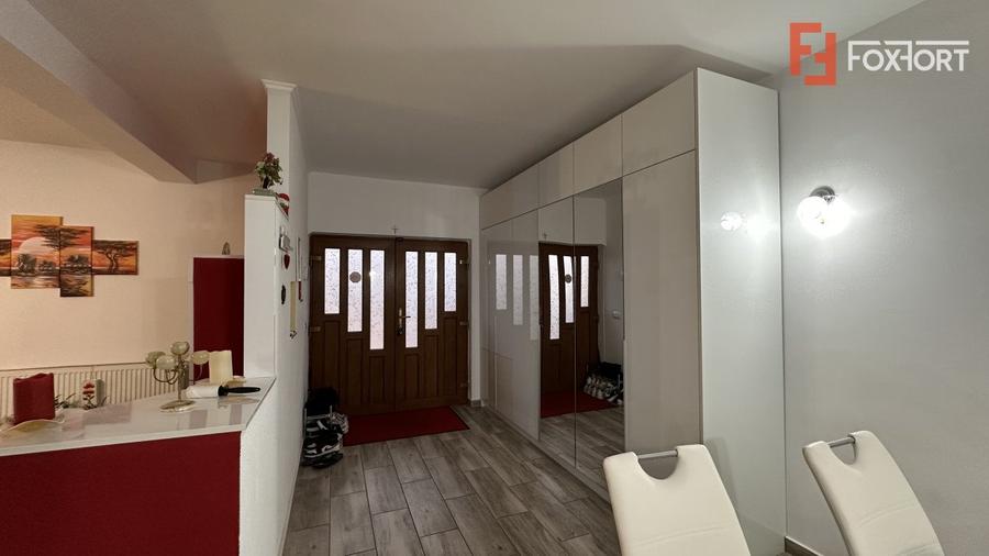 Casa individuala 4 camere, 165 mp, in Giroc vatra satului