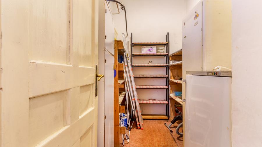 Apartament spațios, cu farmec aparte,str Horea, la 3 min de Fac de Litere