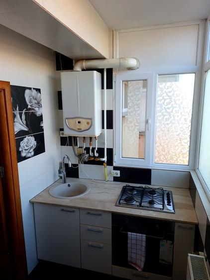 2 camere Tudor , mobilat / utilat , liber / bloc nou!