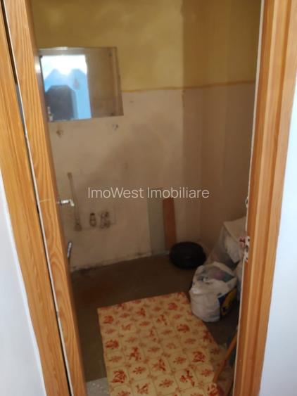 Girocului | 4 Camere | Decomandat | Etaj intermediar |  Centrala proprie - 12