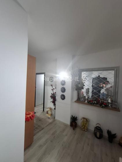 Apartament 3 camere, 84 mp utili, 2 băi+ terasă 17 mp,zona N Rm Vâlcea - 3