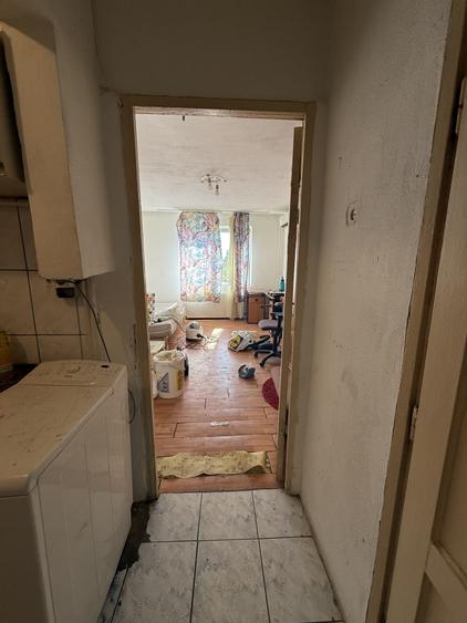 Apartament cu o camera, 22 mp utili, parter - COMPLEXUL STUDENTESC