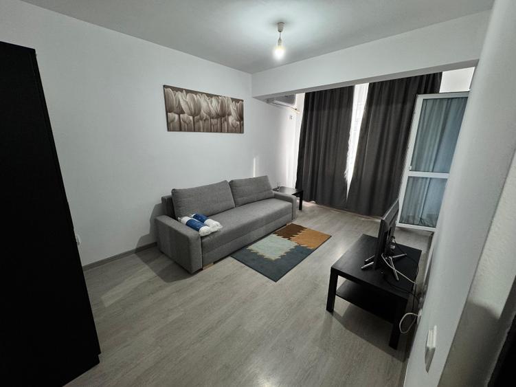 Garsoniera mobilata si utilata la etajul 1 in bloc cu lift