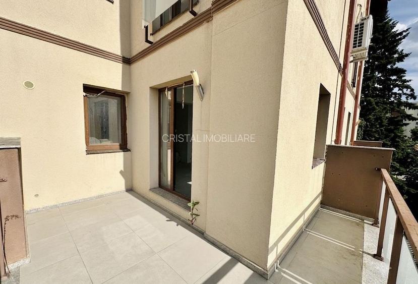 Apartament 3 camere | Terasă + 2 balcoane | Parcare | Bloc nou - 10