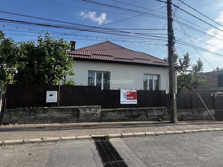Casa de vanzare in cartierul Andrei Muresanu - 2