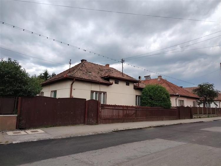 Casa de locuit duplex (Gheorgheni, str. Carpati)