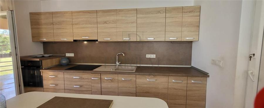 Casa individuala - 5 camere - dormitor la parter - 792 mp teren