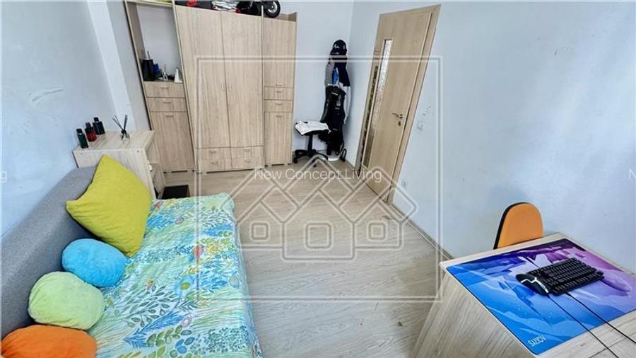 Apartament de vanzare cu 3 camere, balcon + parcare, mobilat si utilat - 8