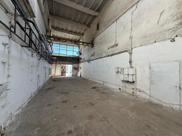 Spațiu industrial | Bulevardul Muncii | Acces TIR | Curent trifazic