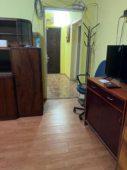 Vanzare apartament 3 camere - zona Garii