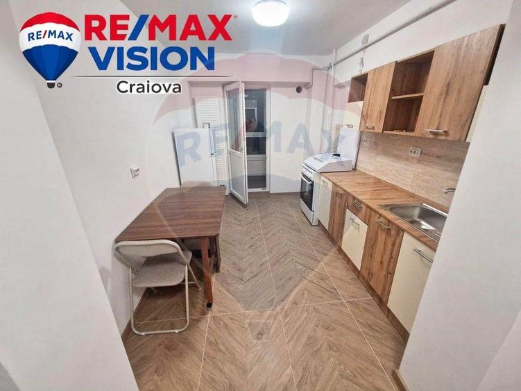 Apartament cu 2 camere de închiriat în zona George Enescu