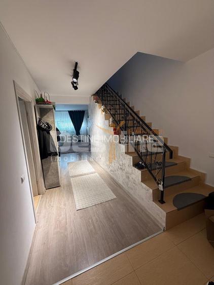 VILA 4 CAMERE BRAGADIRU
