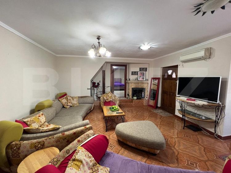 Casă P comercial/1E+M apartament, 3 camere, 333 mp, zona Cloșca