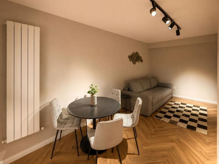 Apartament 3 camere, finisat mobilat, 56 mp, Floresti zona Terra