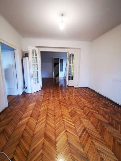 Apartament 4 camere în zona HOTEL NAPOCA