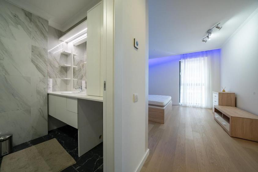 One Herastrau Plaza, apartament de 4 camere.