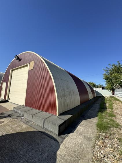 Hala de vanzare 226 mp cu 500 mp teren, Izvoare, Bacau