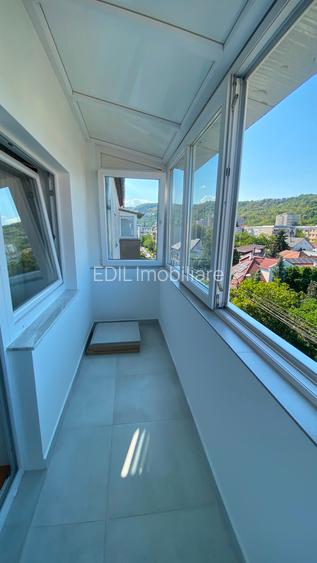 Apartament cu 3 camere decomandate , Grigorescu , 67 mp , str J.J.Rousseau