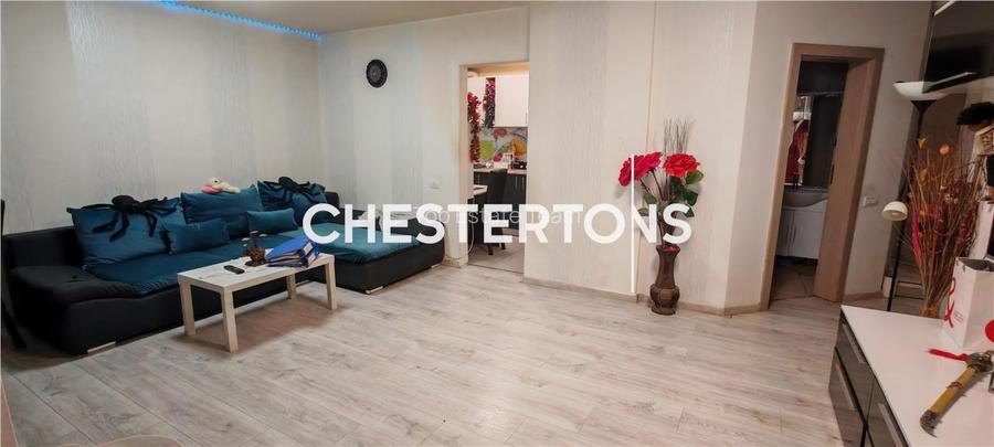 Apartament de 3 camere  81 mp, curte proprie 220mp, 2 locuri de parcare, si toat - 6