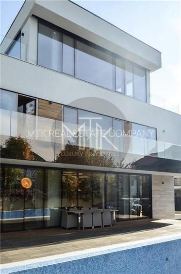 Exclusiv | Vila cu piscina lux -Baneasa I 5 Locuri de parcare