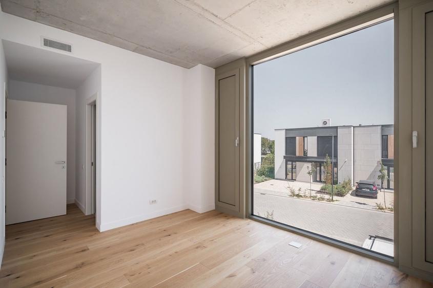 Vila cu 3 camere in Amber Forest