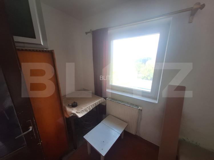 Apartament cu 2 camere, 29 mp, etaj intermediar, zona blv. Decebal - 7