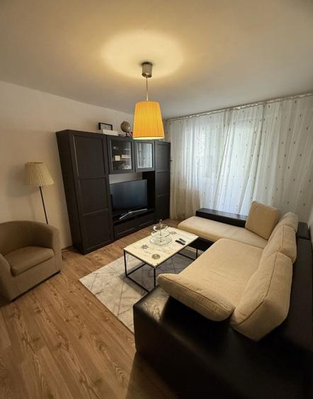 Victoriei- Veronica Micle | 2 Camere | Decomandat | Parcare | Centrala