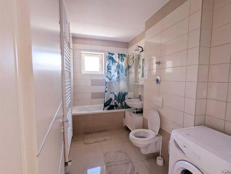 Vand apartament 2 camere