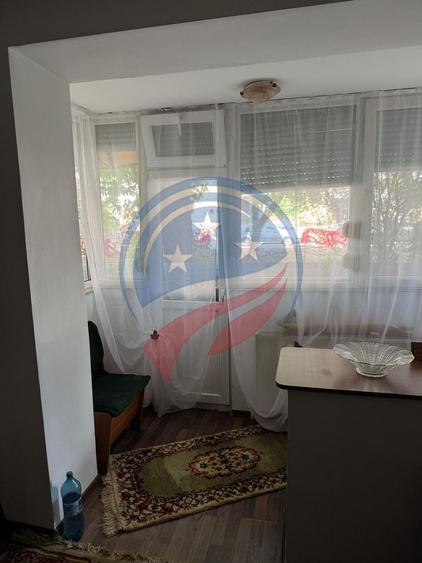 APARTAMENT 2 CAMERE , PARTER. ZONA SCOALA 22