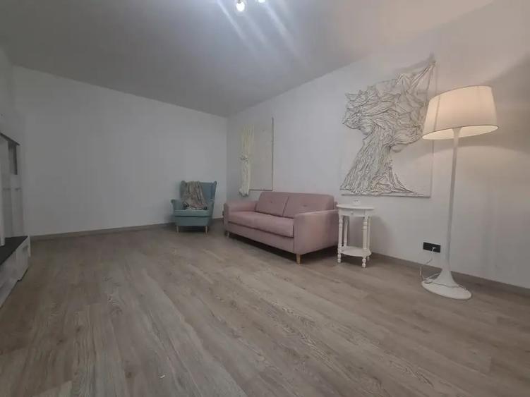 2 camere cu terasă de 16 mp în Dristor