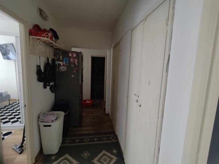 Apartament 2 camere vedere Mega Mall