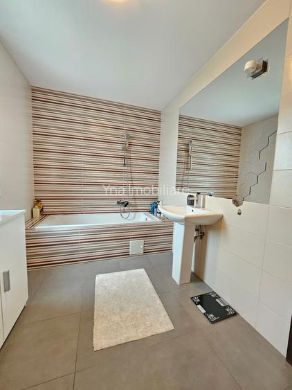 Oferta vanzare parte din triplex in Zavoi, Stefanesti, mobilata , 178000 EURO - 11