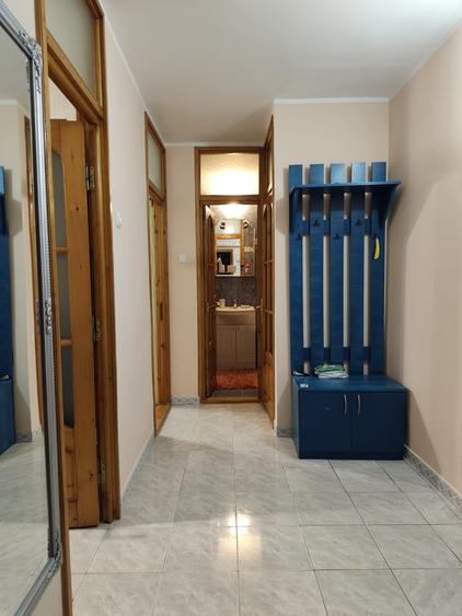 Apartament Mazepa2  mobilat, cu loc de parcare.