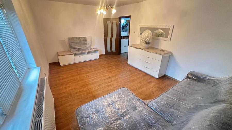 De vanzare apartament 2 camere decomandat renovat Girocului aproape Judetean