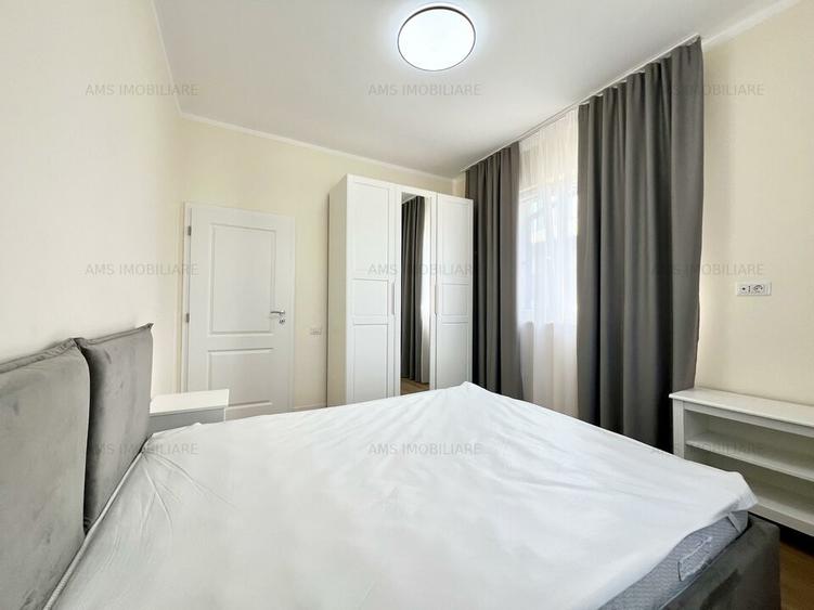 SUPERB / GRADINA GENEROASA / LOC PARCARE