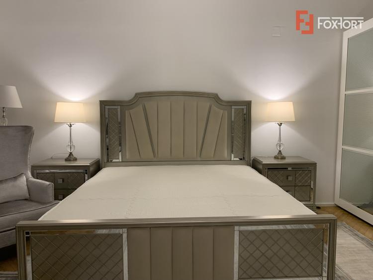 Apartament cu 3 camere, parter inalt - Central