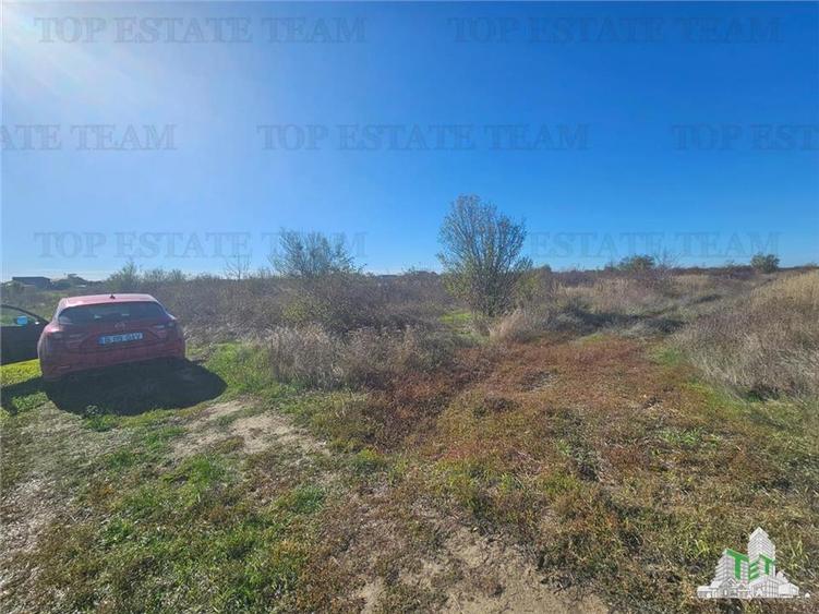 SUPER-PRET Teren 5000mp langa case in Sabareni
