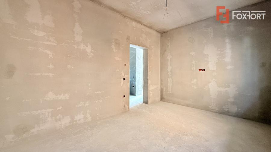 Duplex de vanzare 3 camere + pod mansardabil - Mosnita Veche
