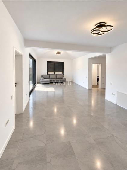 Casa moderna de vânzare pompa caldura încălzire în pardoseala camere supravegher - 7