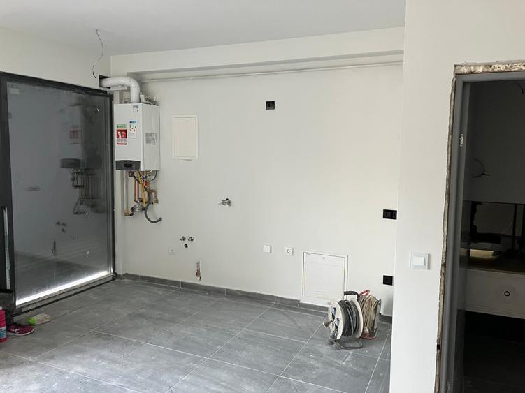 Spatiu comercial de vanzare  in Brasovul Vechi in cladire noua