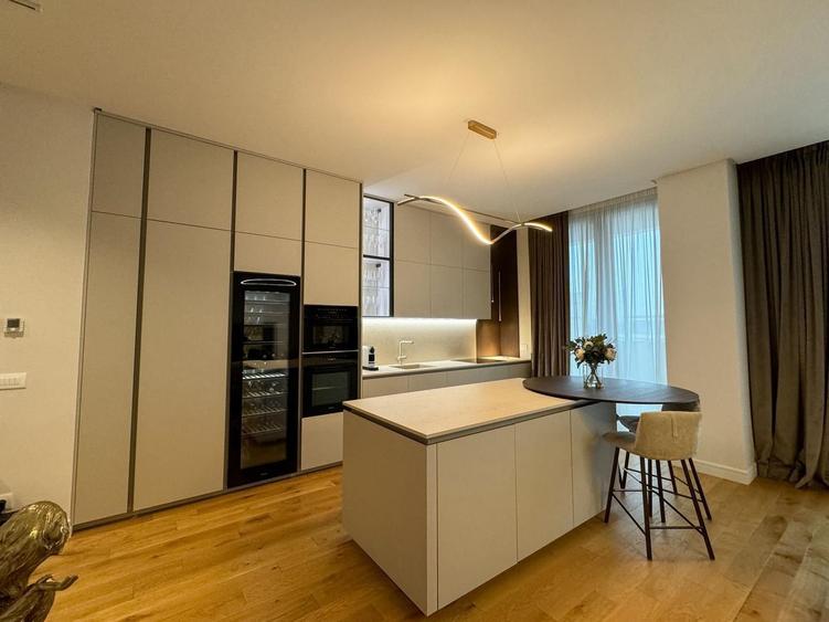 Apartament premium, vedere parc si lac, 1 garaj subteran