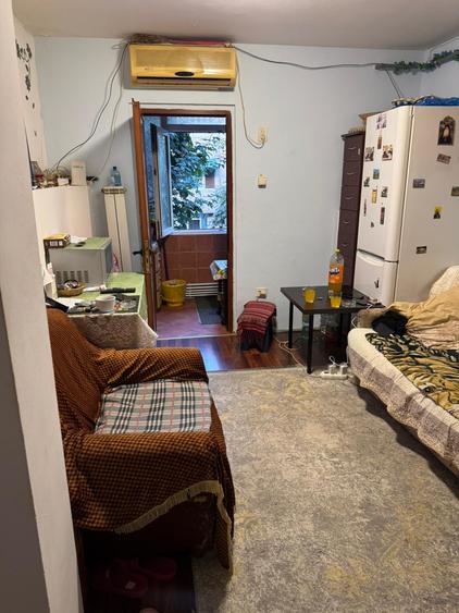 Cet , 2 camere decomandat , etaj 2/4