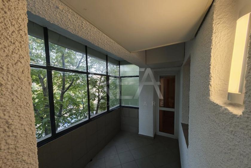 3 camere, 3/4, bloc 1985, 77 mp-Uverturii