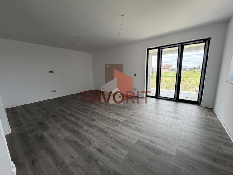 Duplex | Curte generoasa | Parter+Etaj+Pod | Toate utilitatile | 2 Bai
