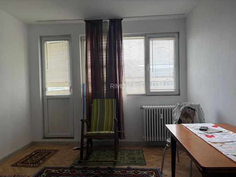 Apartament luminos cu doua camere, 1 mai - 5