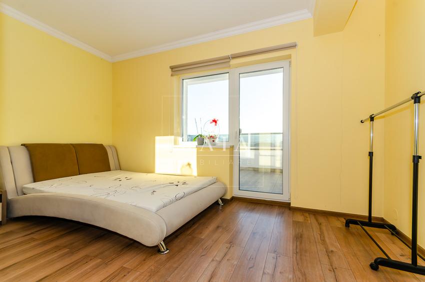Penthouse 3 camere, la 5 min de centru, parcare privata
