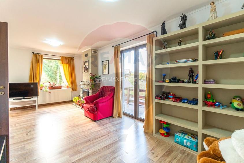 CASA DE VACANTA | 4 camere| de vânzare în FUNDATA, BRAȘOV| COMISION 0% - 45