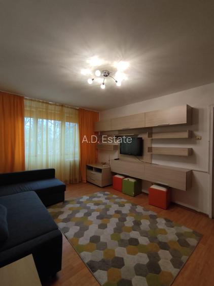 3 Camere Titan | P-ta Salajan | 10 min metrou | Loc de parcare - 2