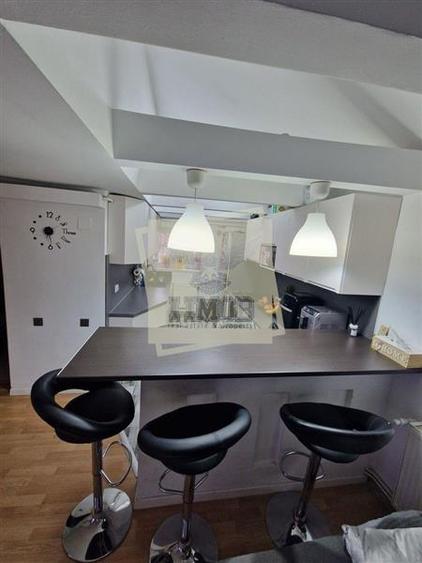 Apartament modern pe 2 niveluri 4 camere 2 bai si 82.4 mpu in Sibiu